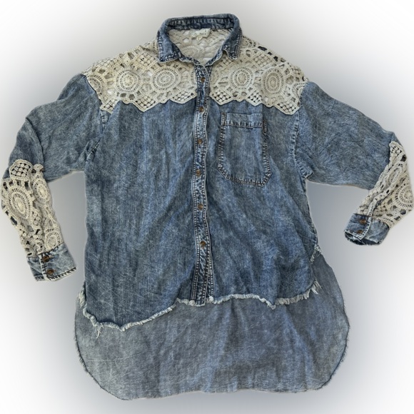 Oli & Hali Denim Button Up with Lace Accents - Picture 2 of 7